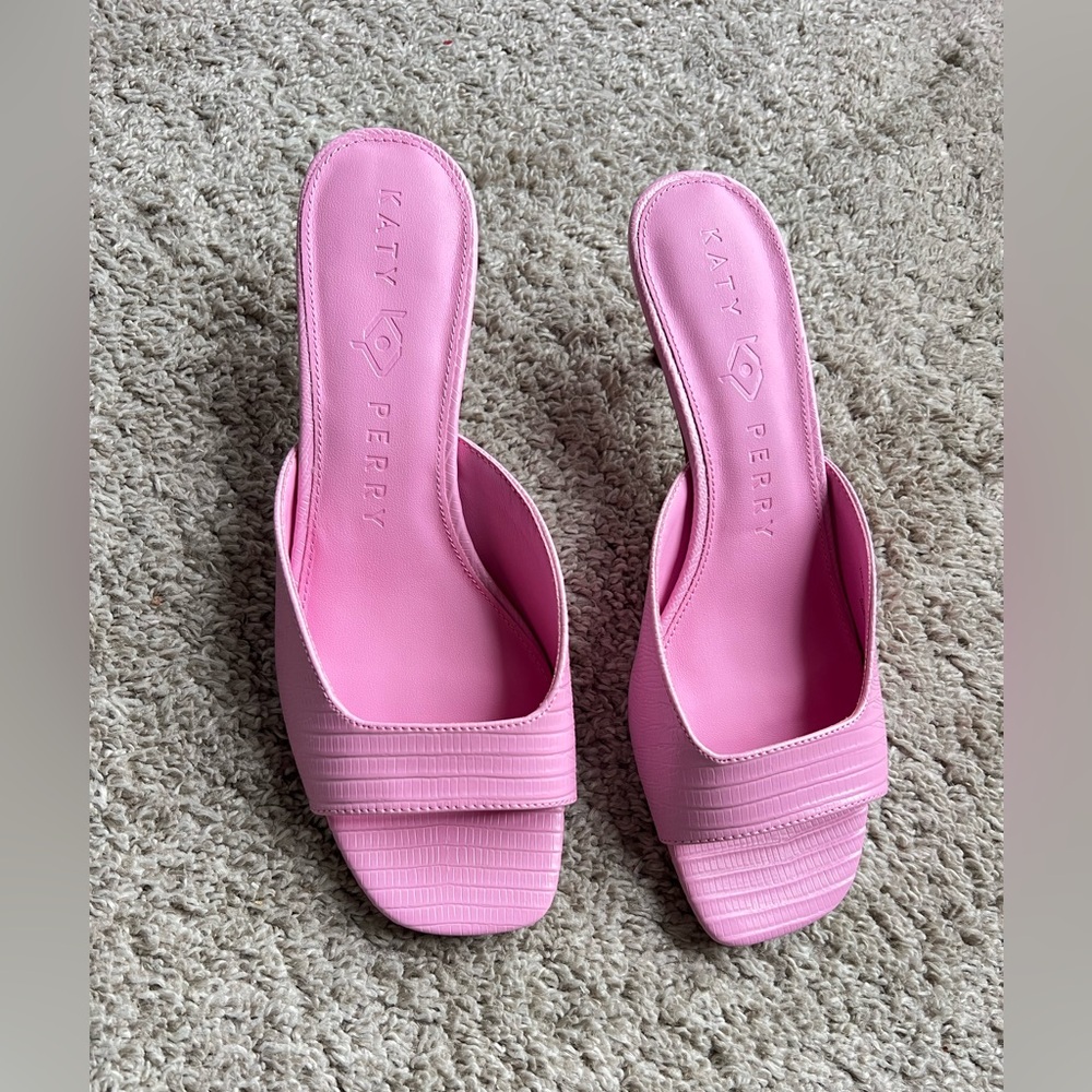 Katy Perry Collections Vibrant Pink Mules. New without tags